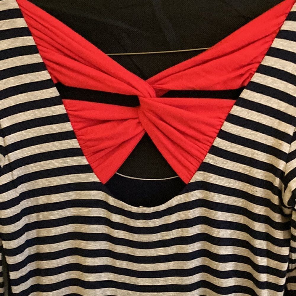 B44 Dressed, Gray/Black Stripe, 3/4 Sleeve Dress with Red Twist back detail. - Picture 4 of 8